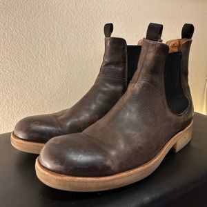 Frye Weathered Leather Chelsea boot